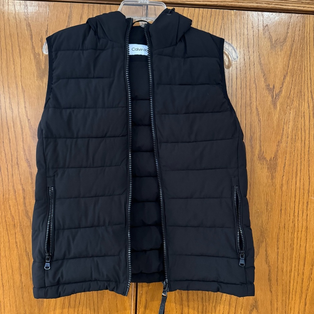 LIKE NEW Calvin Klein Black Quilted Puffer Vest With Zipper Pockets & Hood Sz XS